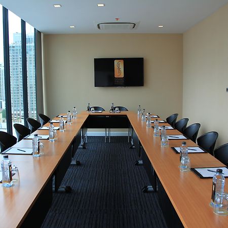 Hotel Ramada By Wyndham Bangkok Sukhumvit 11 Zewnętrze zdjęcie