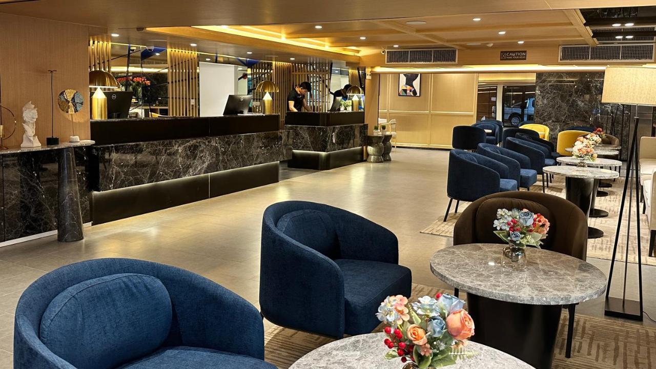 Hotel Ramada By Wyndham Bangkok Sukhumvit 11 Zewnętrze zdjęcie