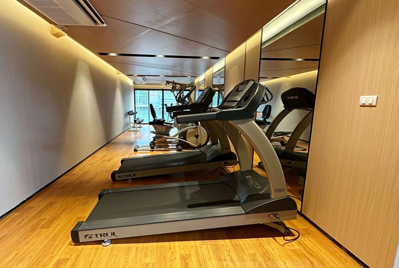 Hotel Ramada By Wyndham Bangkok Sukhumvit 11 Zewnętrze zdjęcie