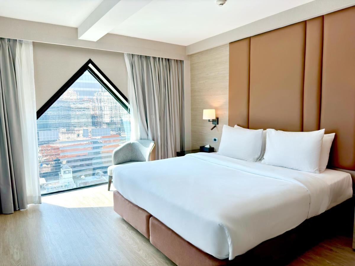 Hotel Ramada By Wyndham Bangkok Sukhumvit 11 Zewnętrze zdjęcie