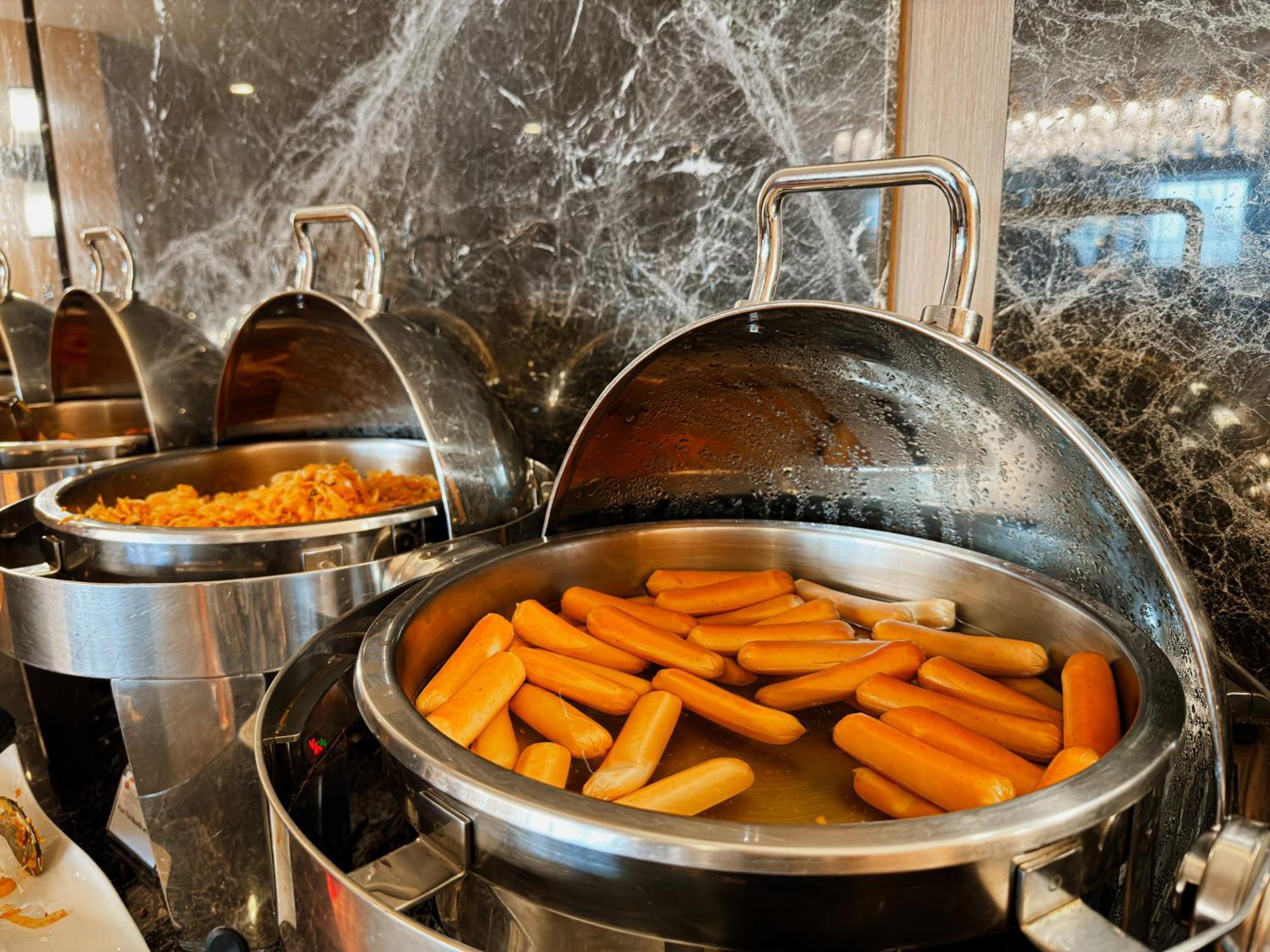 Hotel Ramada By Wyndham Bangkok Sukhumvit 11 Zewnętrze zdjęcie