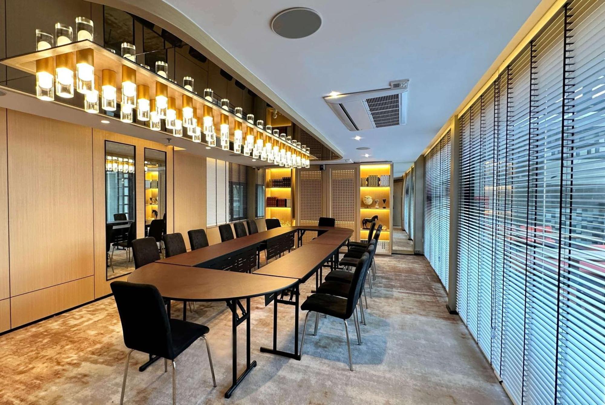 Hotel Ramada By Wyndham Bangkok Sukhumvit 11 Zewnętrze zdjęcie